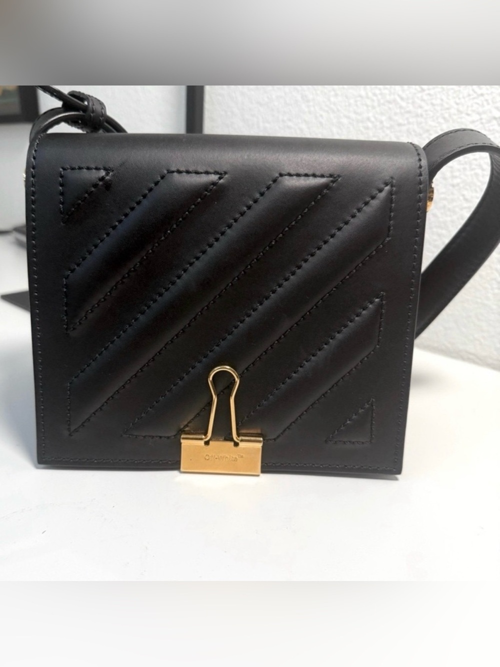 Off-White Cross 18 Quilted Binder Clip Shoulder Bag Black NWOT